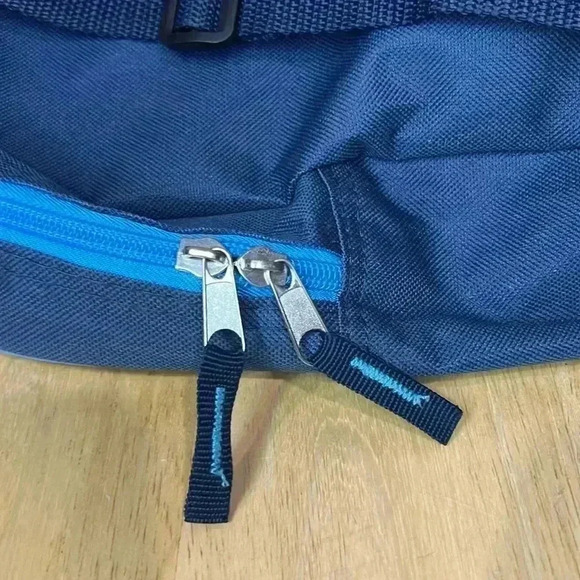 STAR WARS MINI MANDALORIAN BACKPACK - Picture 3 of 4